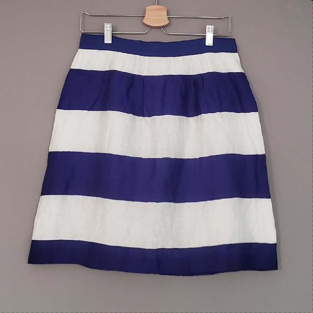 LOFT WOMEN'S BLUE AND WHITE STRIPED SKIRT SIZE 2